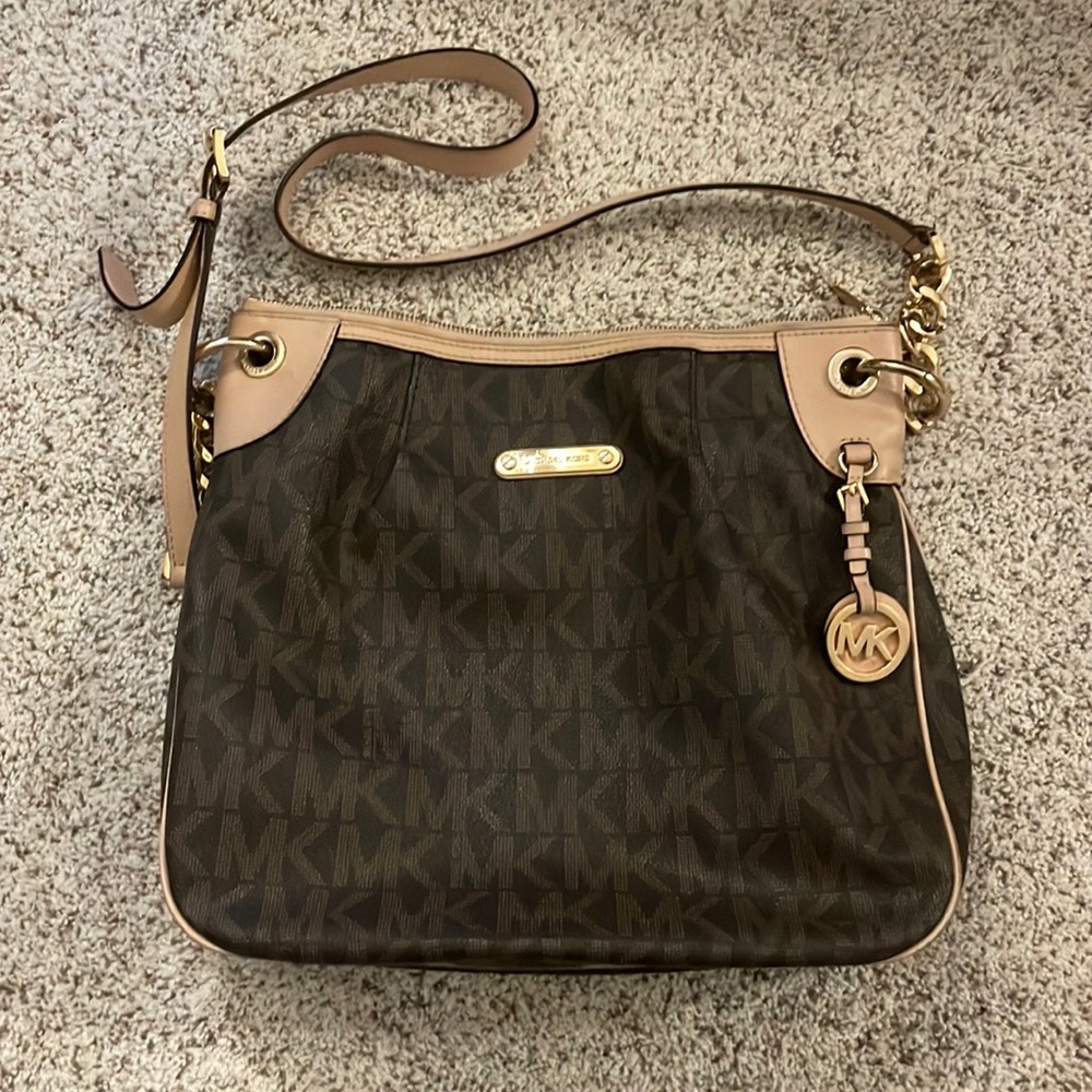 Michael kors shoulder bag